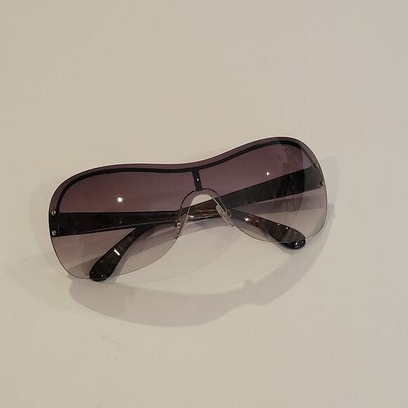 Marc by Marc Jacobs MMJ 241/S rimless shield sunglasses with hard case main image 11